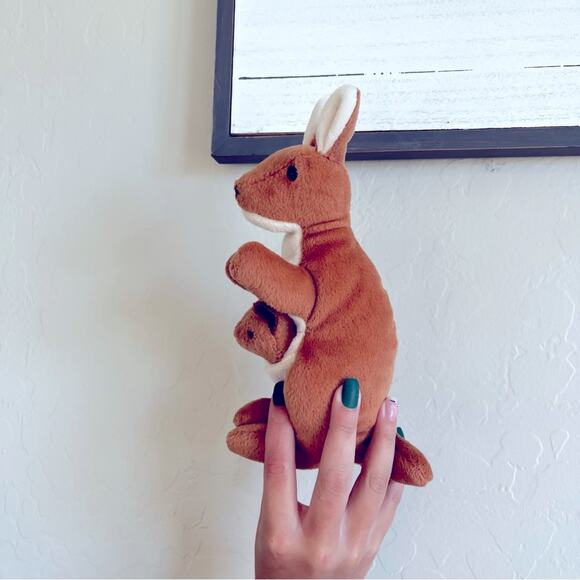 TY Beanie Babies Collection Kangaroo Pouch no hang tag toy - Picture 2 of 6